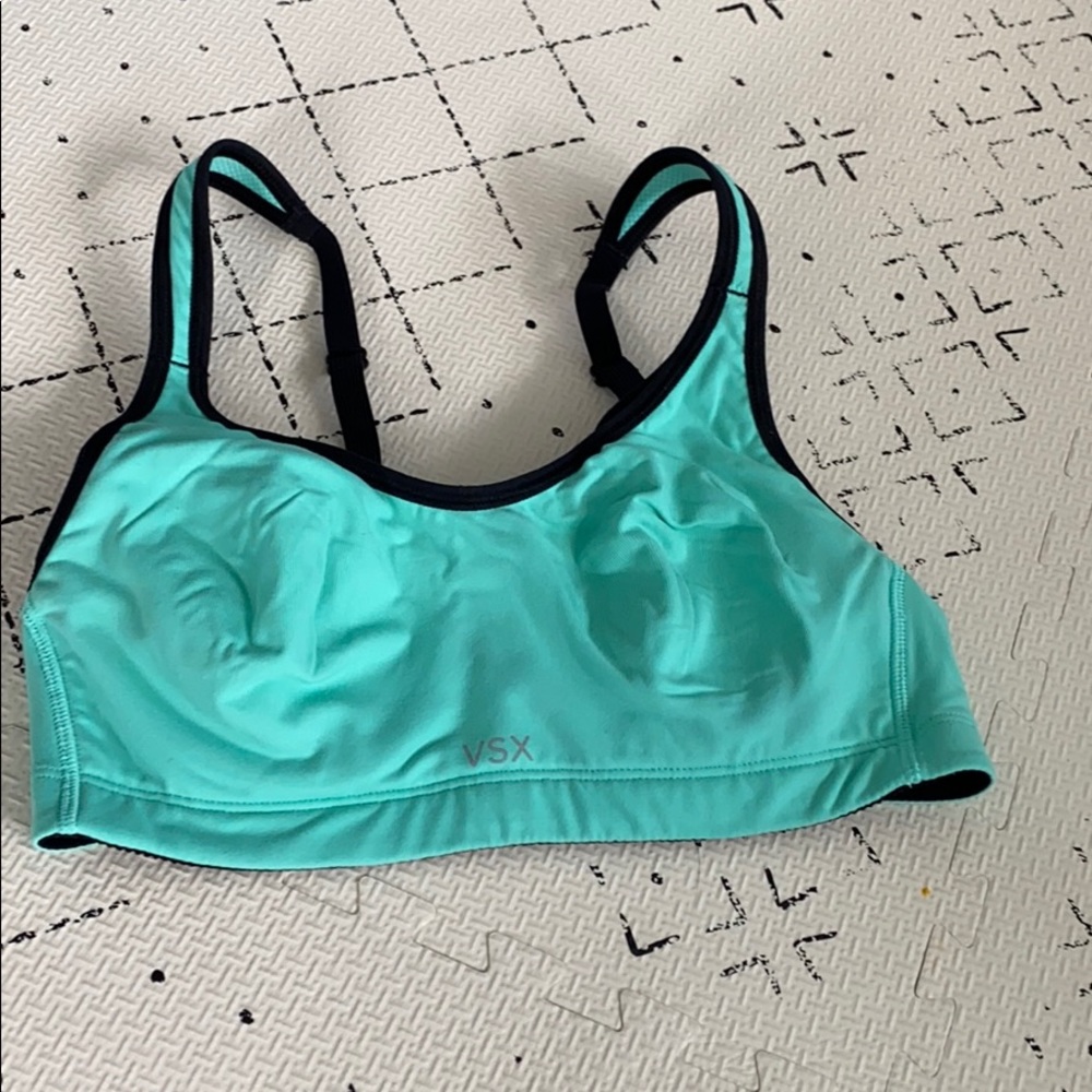 EUC VSX sports bra